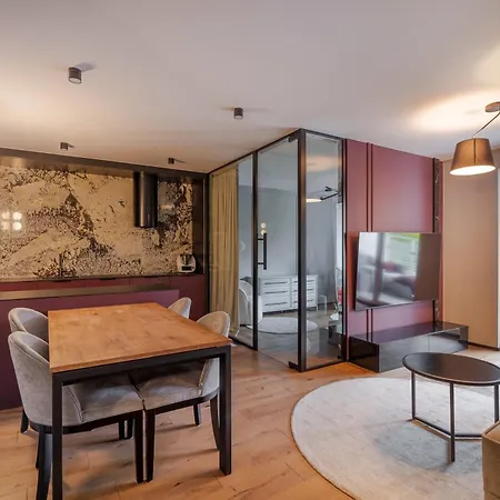 Luksusowy Apartament Z Sauna - Doho 아파트